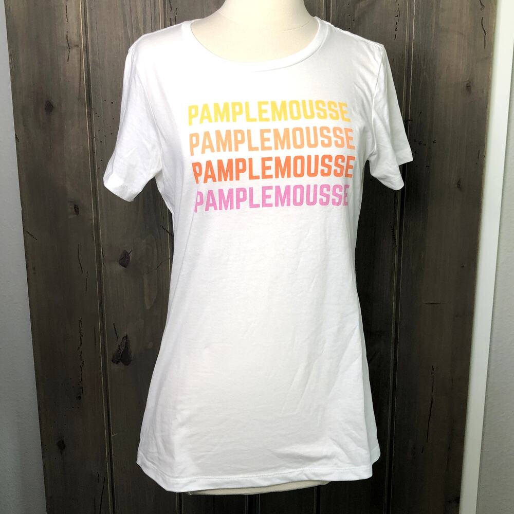 La Croix Pamplemousse white T-shirt Size Large